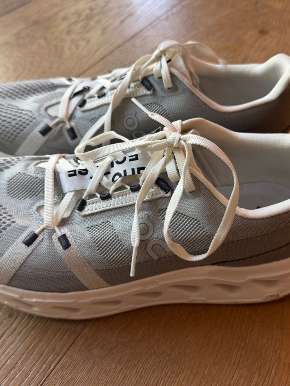 On Clouds Cloudclipse mens sneakers, gray, size 11.5 - Picture 5 of 7